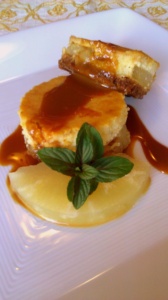 cheesecake with philadelfia cheese, pineapple and caramel sauce