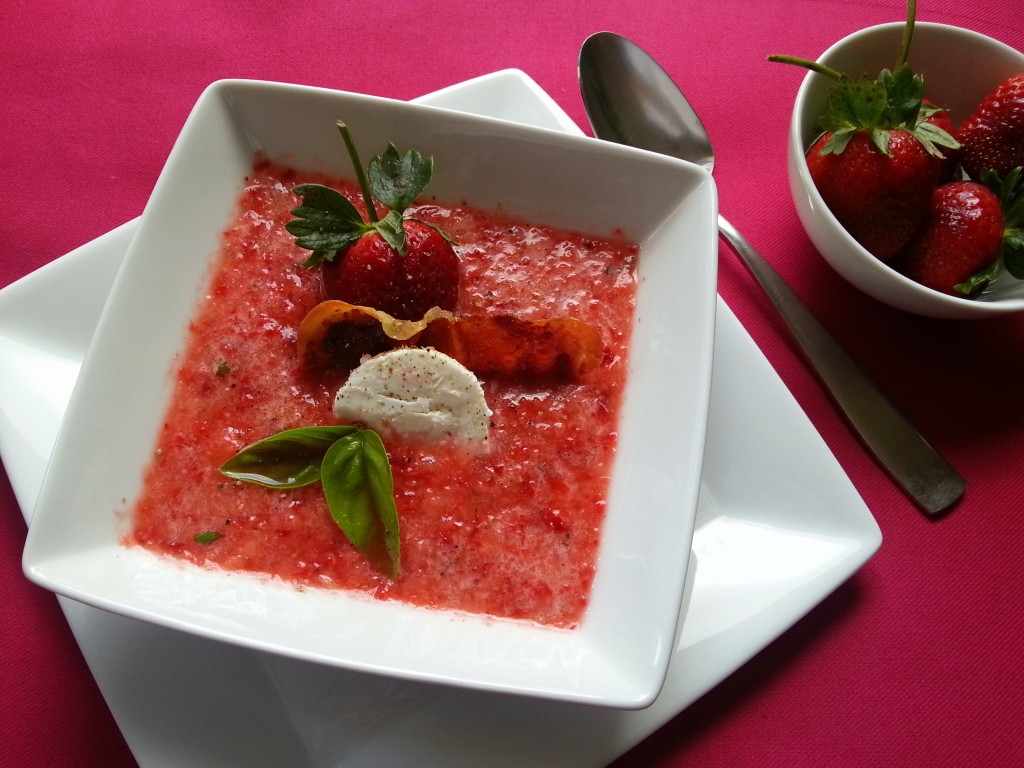 Sopa Fría de Fresas Frescas