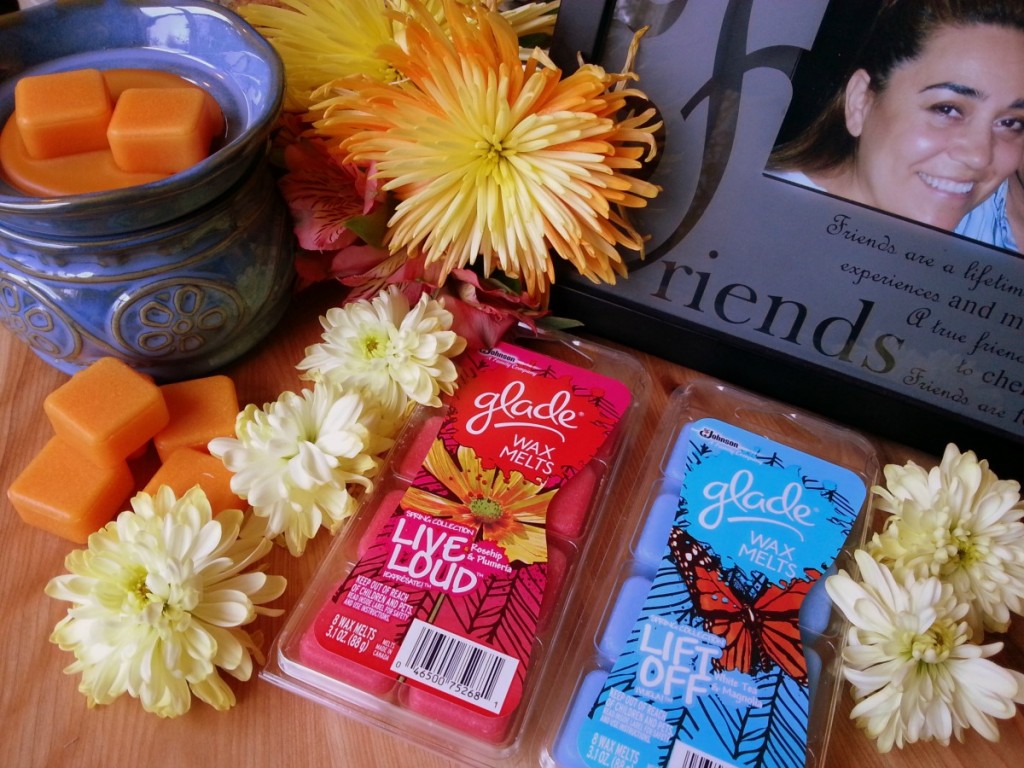 Setting the mood of the tropics with my Glade® Wax Melts Warmer with the Glade® Hawaiian Breeze wax  #MeltsBestFeelings #shop