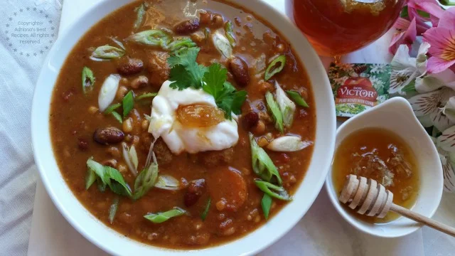 Spicy Honeycomb Chicken Chili