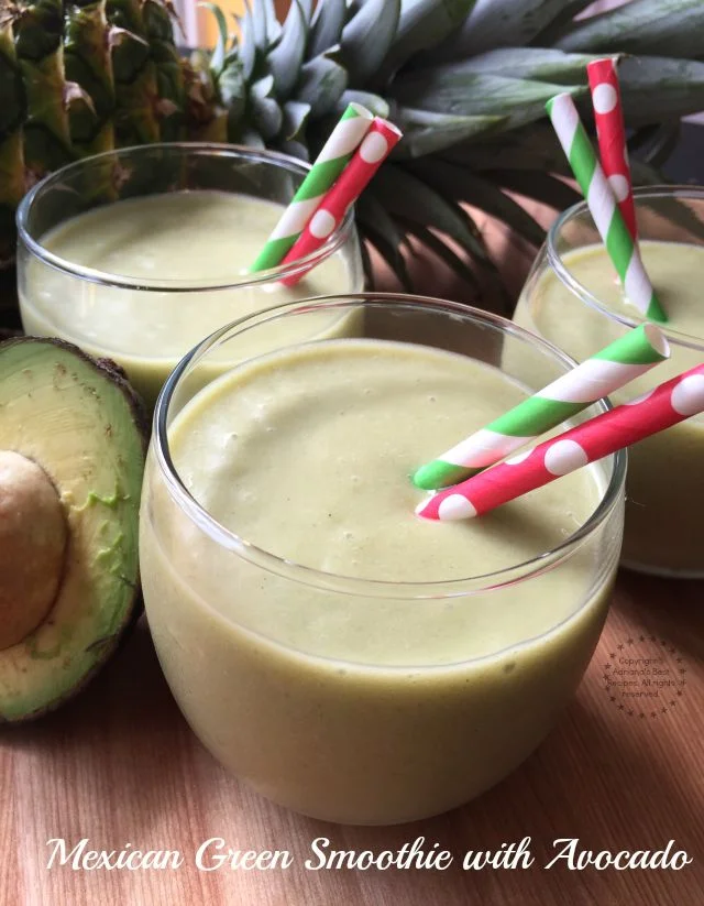 Recipe for a Mexican Green Smoothie with avocado and Vega Essentials #BestLifeProject #ad