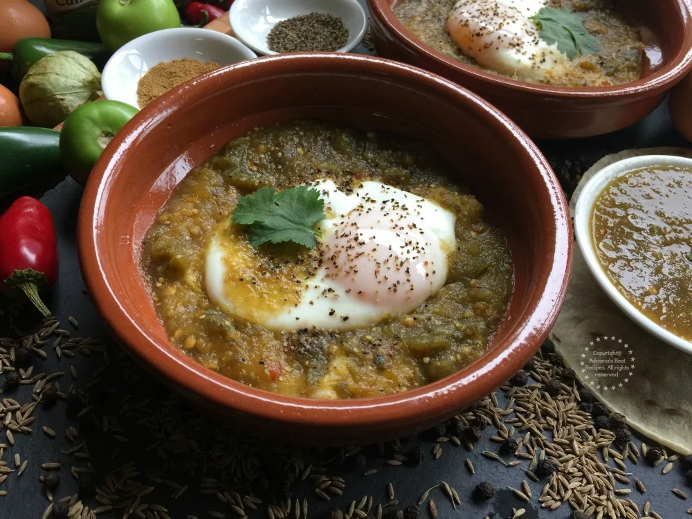 Green Ranchero Eggs Recipe - Adriana's Best Recipes