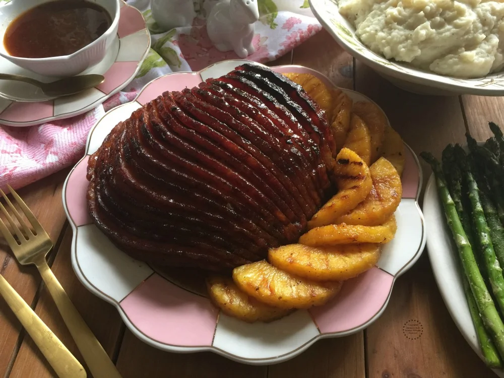 Chipotle Glazed Ham with Maple Sautéed Apples - Anolon Cookware