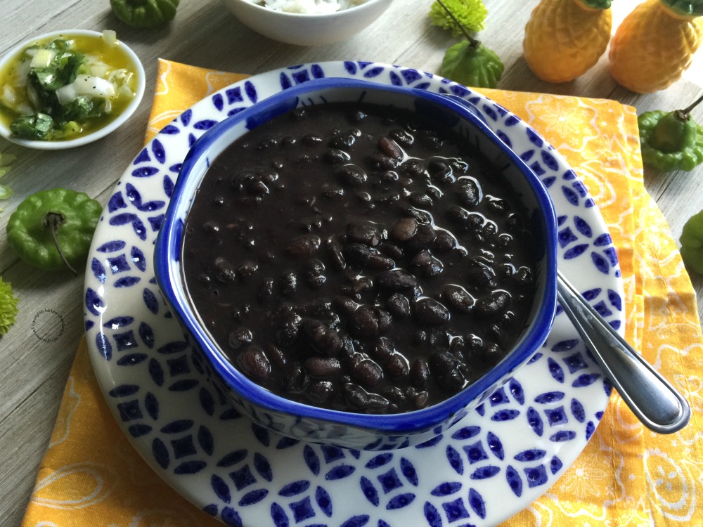 Frijoles Negros Cubanos Receta Familiar - Adriana's Best Recipes
